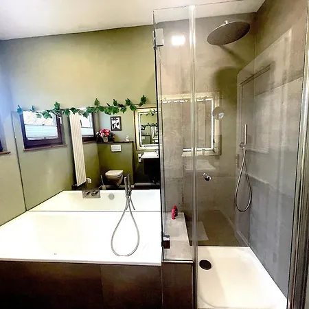 Feldrandlage - Mit Balkon Und Eigenem Parkplatz Homestay *