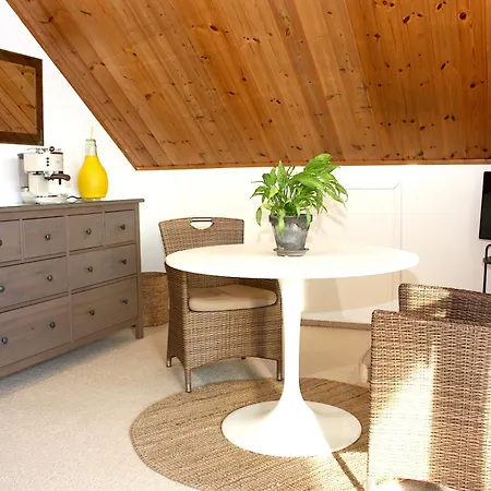 Feldrandlage - Mit Balkon Und Eigenem Parkplatz