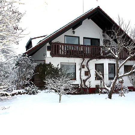 Feldrandlage - Mit Balkon Und Eigenem Parkplatz