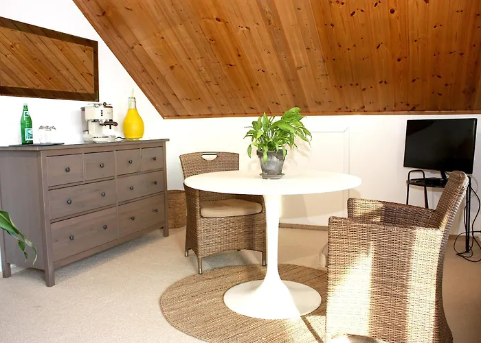 Feldrandlage - Mit Balkon Und Eigenem Parkplatz