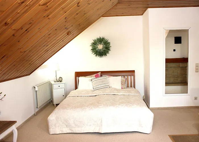 Feldrandlage - Mit Balkon Und Eigenem Parkplatz Homestay Ober-Morlen